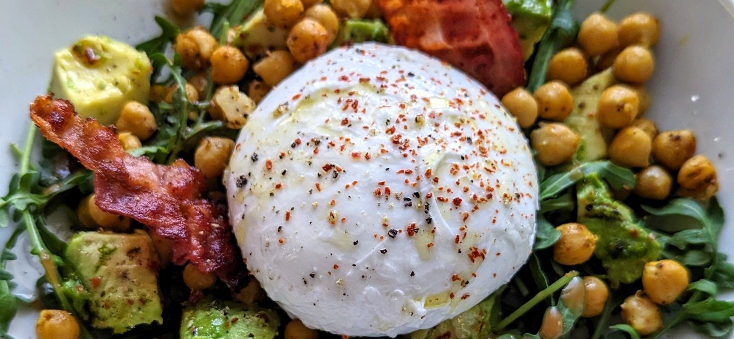 Kichererbse-Avocado mit Büffelmozzarella