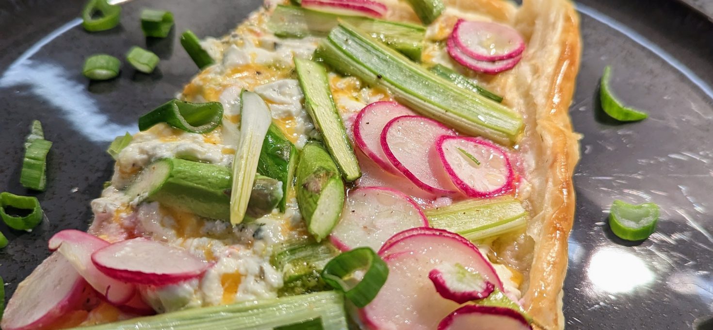 Frühlings-Flammkuchen
