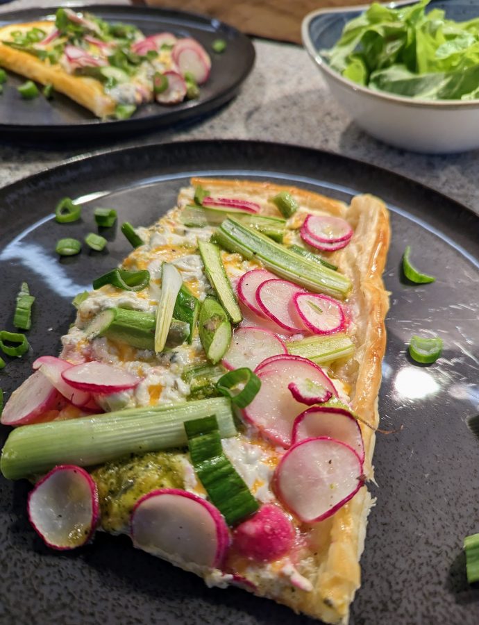 Frühlings-Flammkuchen