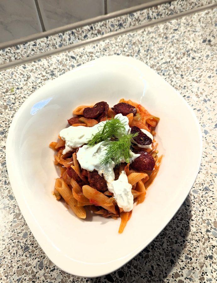 Fenchelpasta mit Chorizo und Burrata