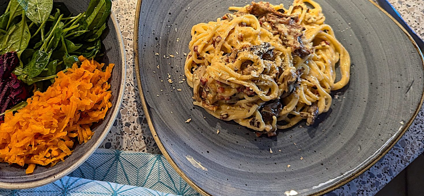 Pilz-Carbonara aus der Pfanne