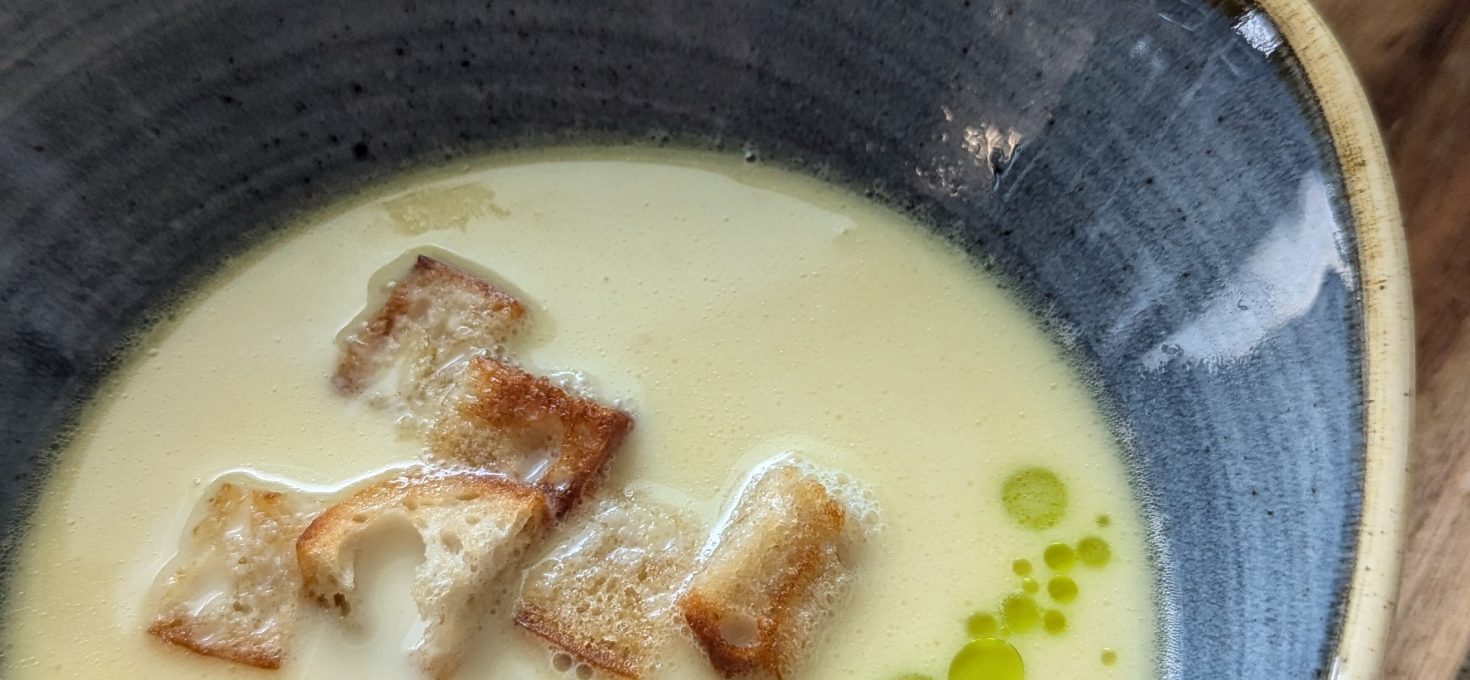 Riesling-Parmesan-Suppe