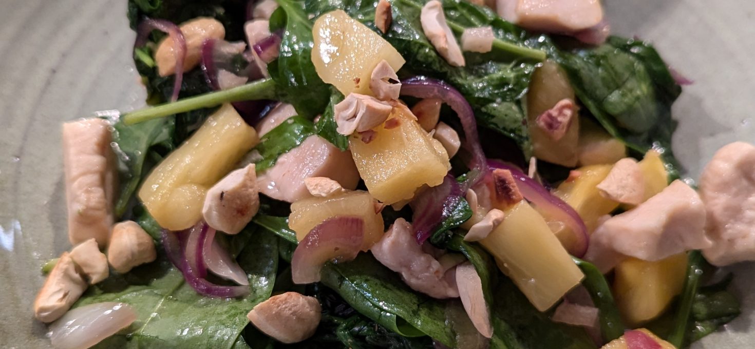 Karibischer Ananas Salat mit Huhn