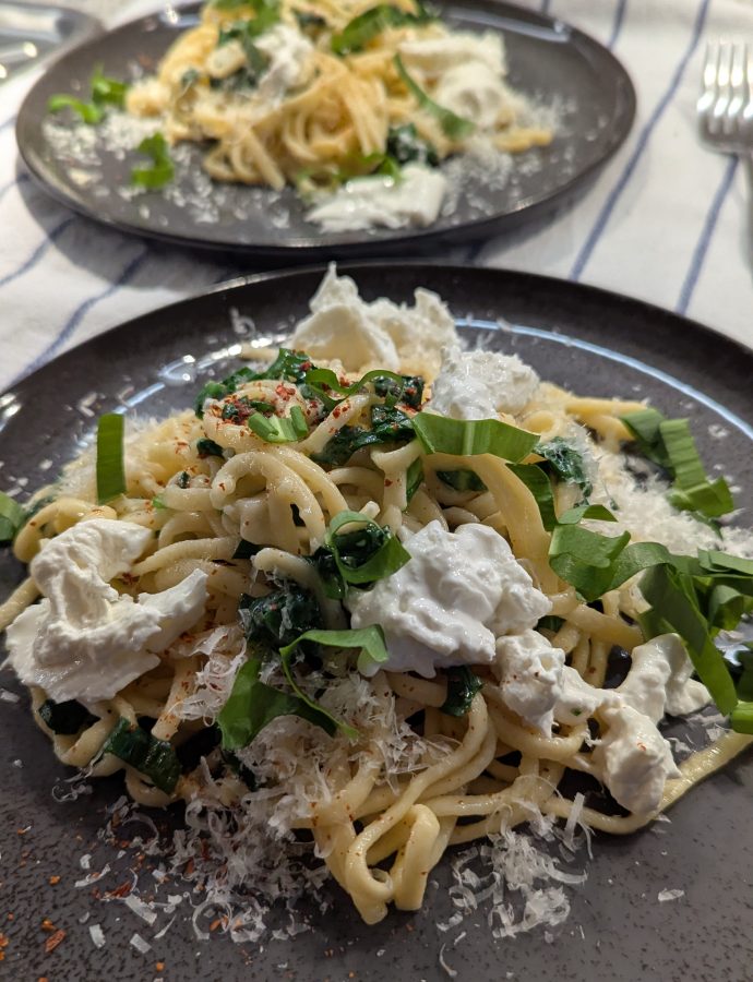 Bärlauch Pasta mit Burrata