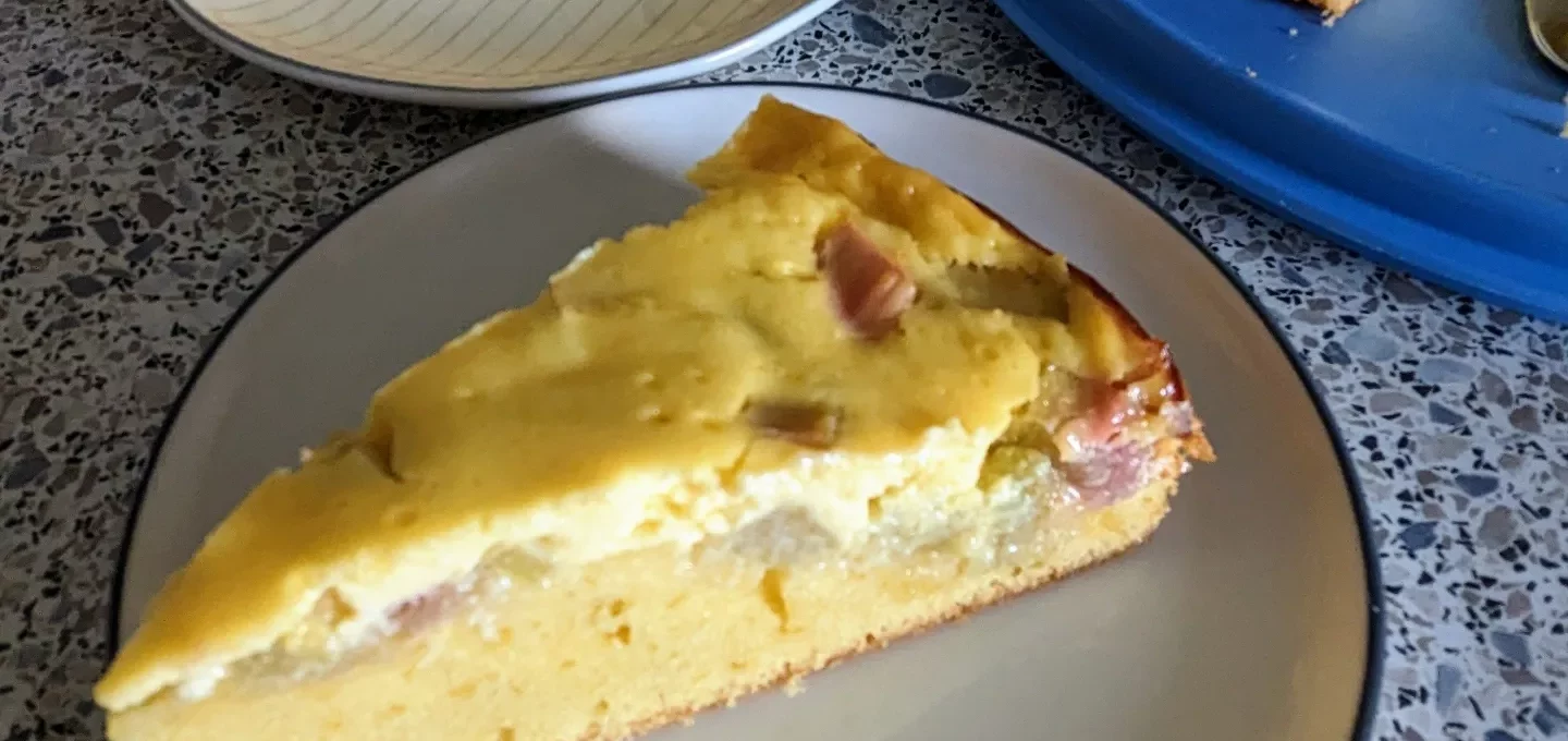 Rhabarberkuchen mit Guss