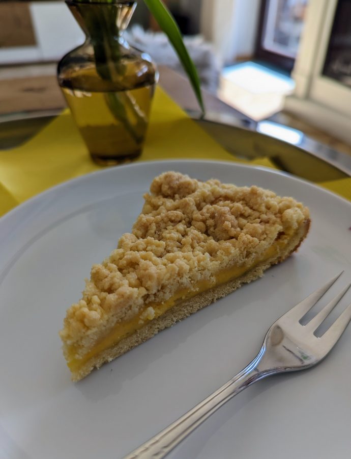 Streuselkuchen mit Vanillepudding