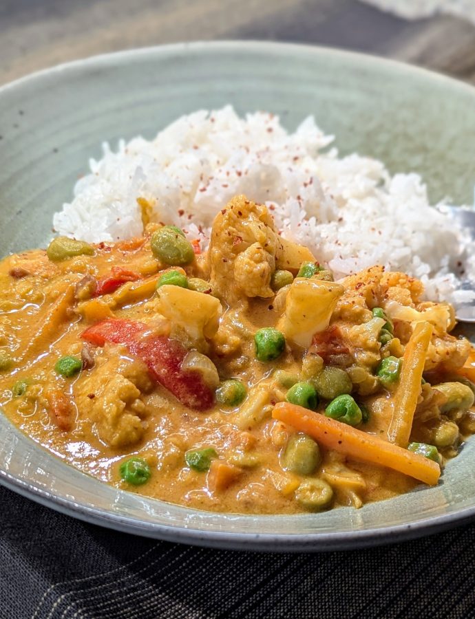 Blumenkohl-Curry mit Erbsen