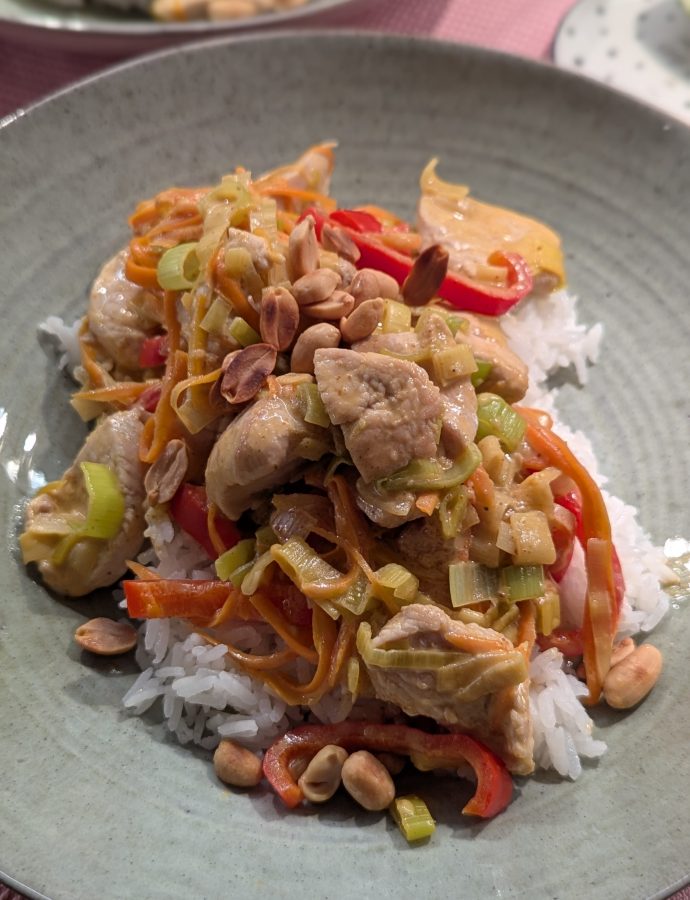 ​🇹🇭 Puten-Kokos-Curry mit Gemüse